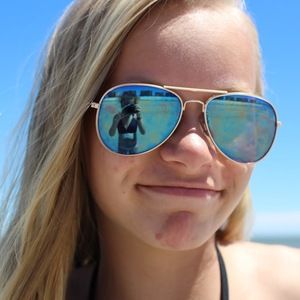 Meet your Posher, Annie